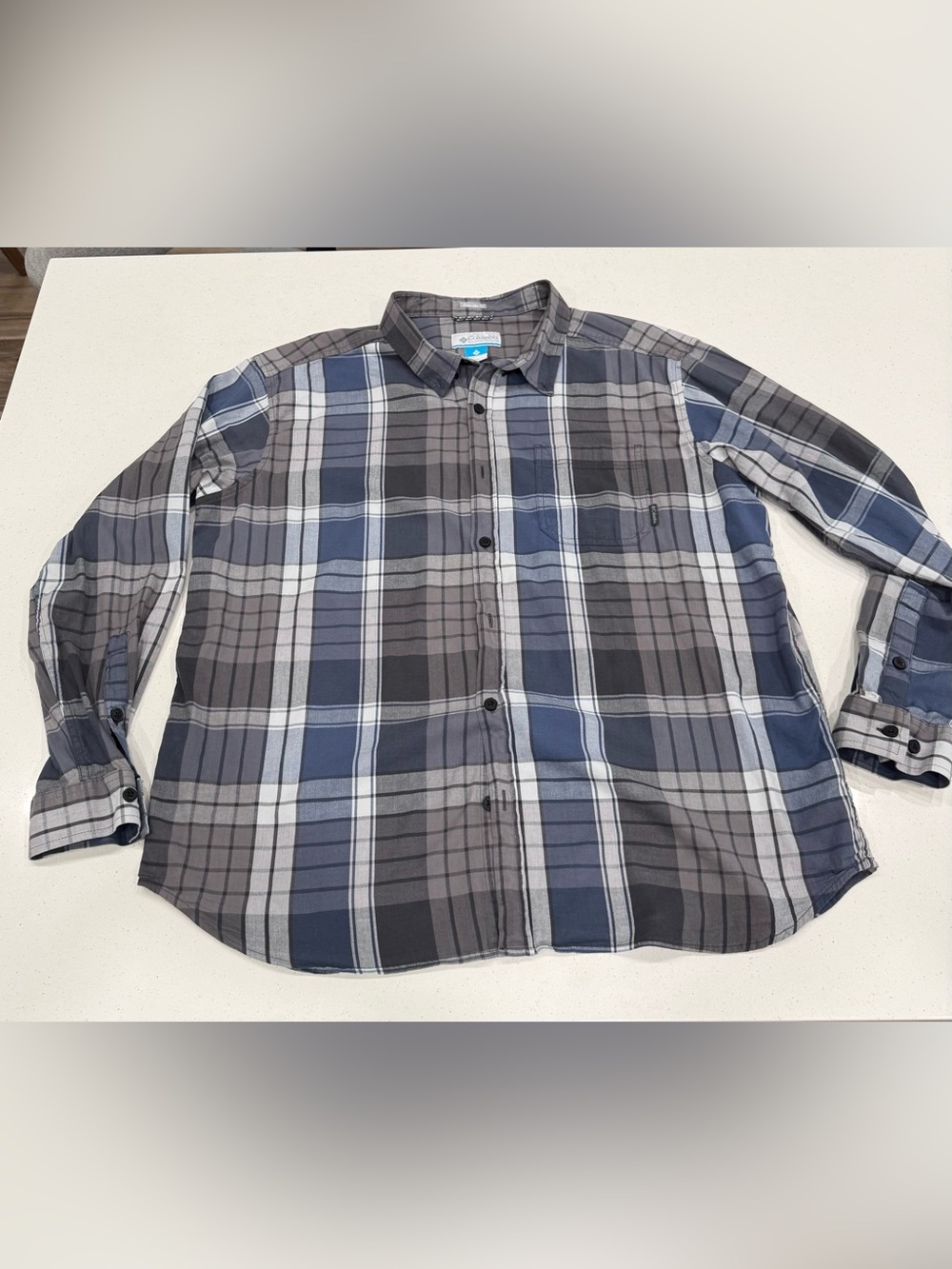 Columbia Men's Gray and Blue Plaid Long-Sleeve Button-Down Shirt